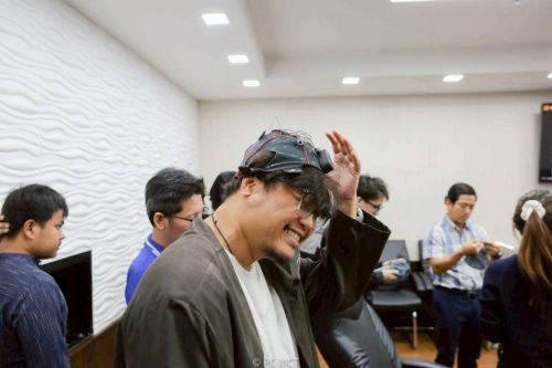 LINE_ALBUM_EEG_251002_14