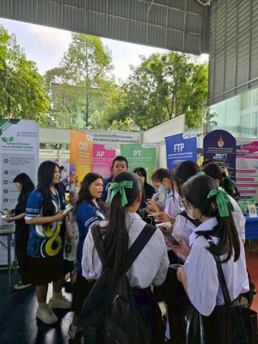 LINE_ALBUM_OPEN HOUSE ธัญรัตน์นิทรรศ_260223_22