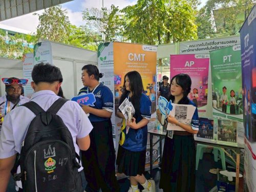 LINE_ALBUM_OPEN HOUSE ธัญรัตน์นิทรรศ_260223_4