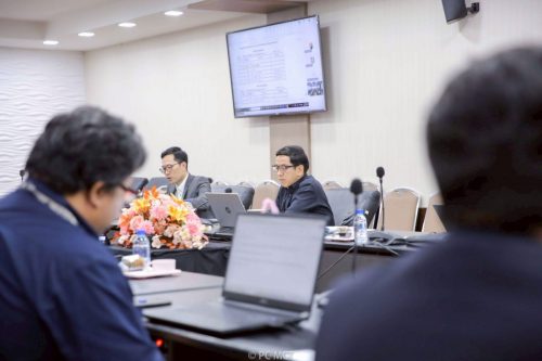 LINE_ALBUM_กรรมการบริหารคณะ_251110_1