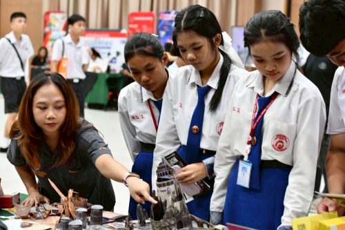 LINE_ALBUM_การพิมพ์_251110_8