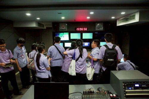 LINE_ALBUM_โรงเรียนสาธิต_251001_10