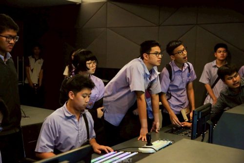LINE_ALBUM_โรงเรียนสาธิต_251001_3